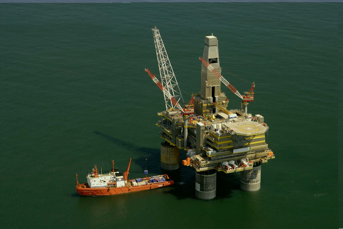Jobs on Petrol Platform: Best Guide to High-Paying Work